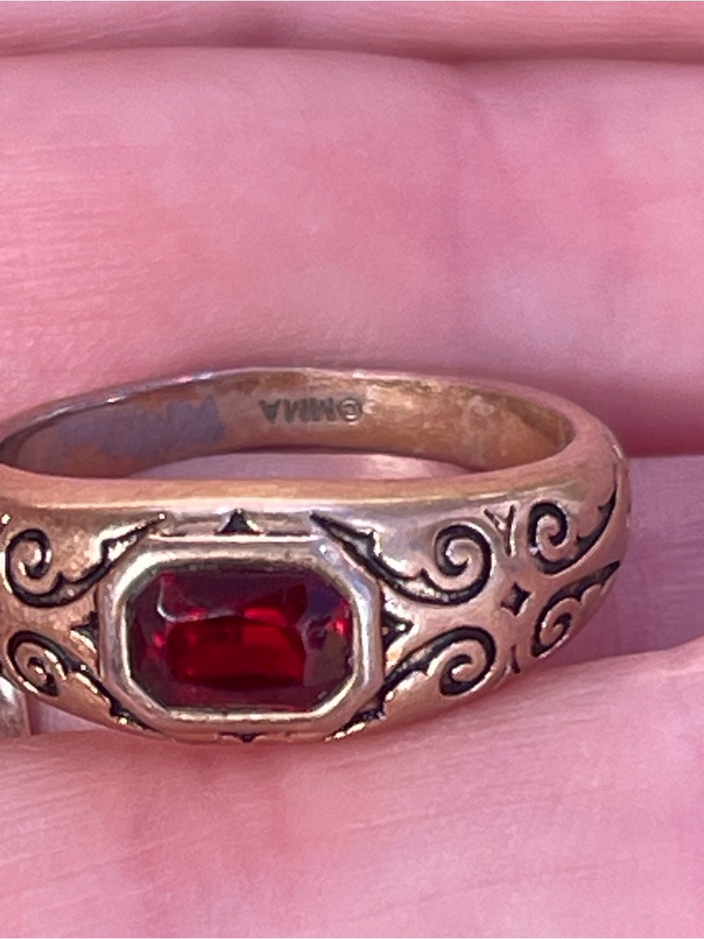 Polished Gold Women's Band Ring - China Stamp